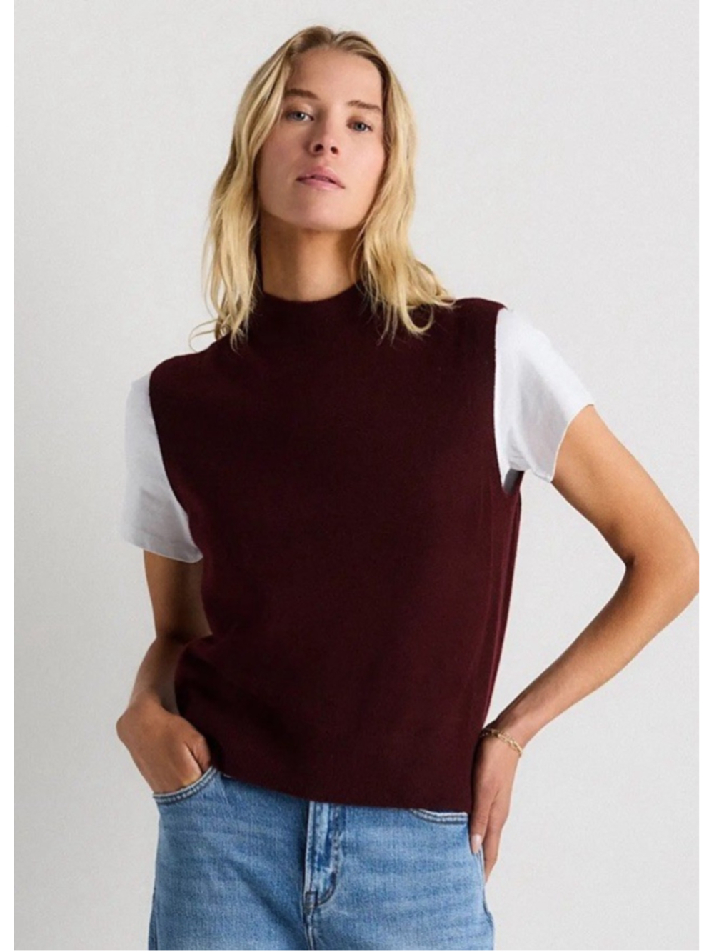 Quince Women Mongolian Cashmere Mock Neck Sweater Vest Burgundy Small Sleeveless